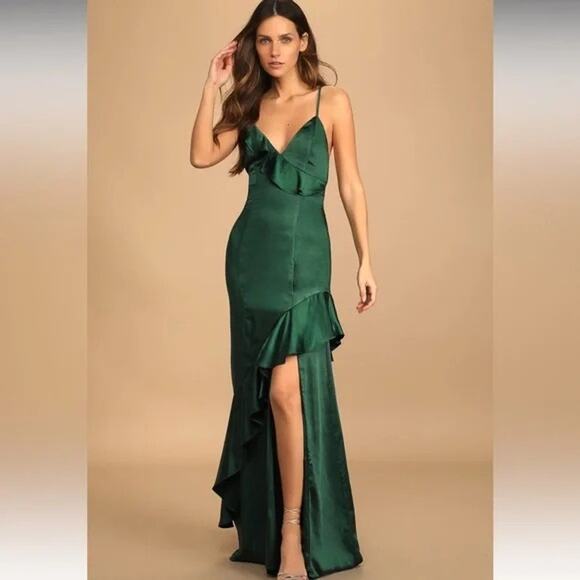 Lulus Dresses & Skirts - Lulus Green Satin Lucky Lady Ruffled Gown- Size M
